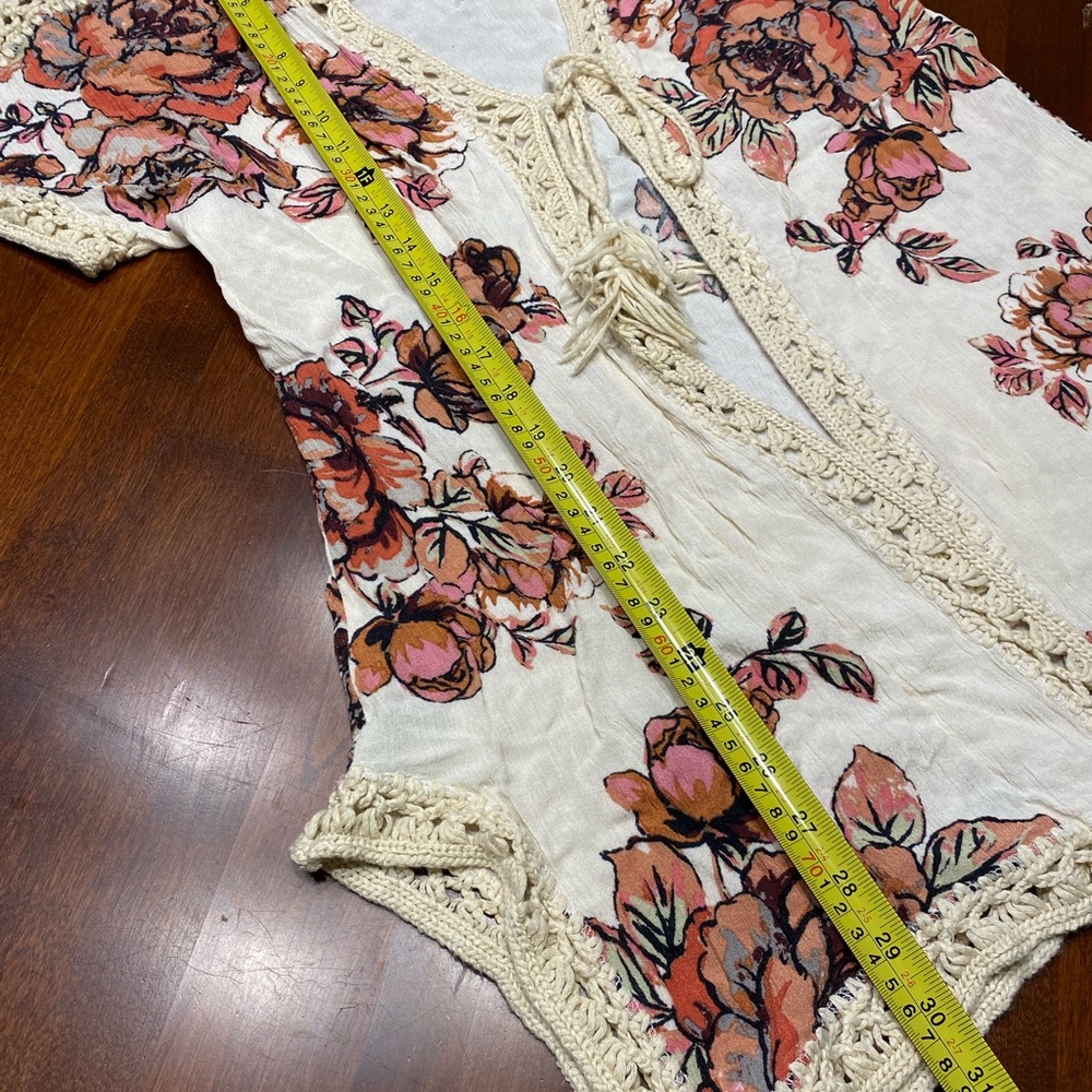 Beach Cover-Up - Picture 4 of 7